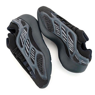 香港时尚：YEEZY 700 V3「Alvah」黑魂配色鞋款