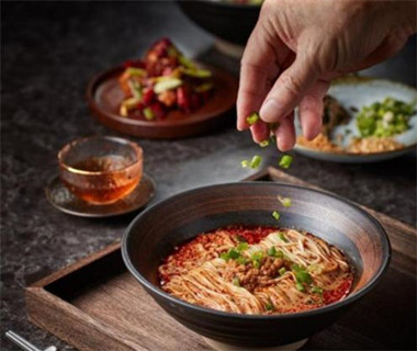 香港美食推介：主打川菜的餐厅「川流」最近推出午餐及晚餐「任点任食」