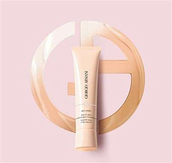 香港购物：仙气肌预备！被疯抢的阿玛尼粉胖丁出第一款粉底液啦！（附价格）