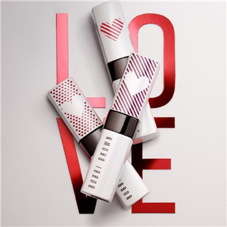 香港购物：好物推荐 BOBBI BROWN晶钻保湿修护唇膏