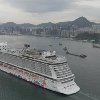香港重启“公海游” 首班复航邮轮逾千名游客参与