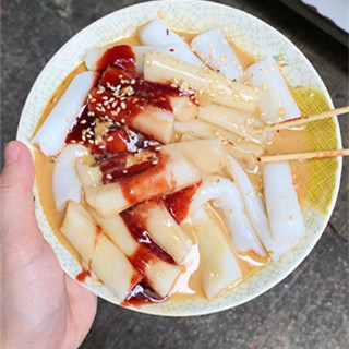 香港美食推介：HK价格亲民的街头小吃 你猜得出来吗