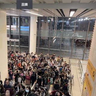 复活节假期结束 福田口岸现返港人潮