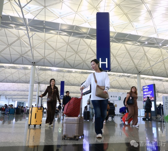 运输及物流局：香港机场整体收费低于国际及亚洲多个枢纽机场