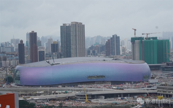 啟德體育園青年運動場第二場測試賽　觀眾須安檢禁攜長雨傘