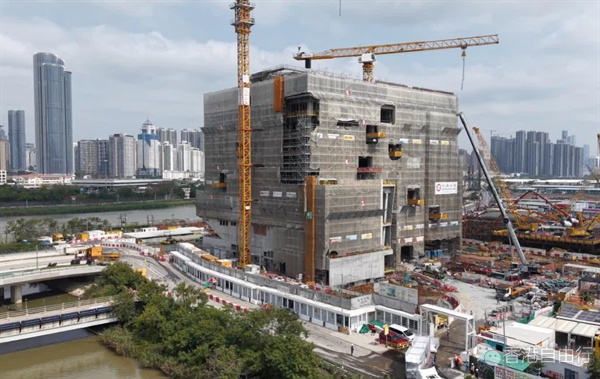 港深创新及科技园1号大楼正式平顶