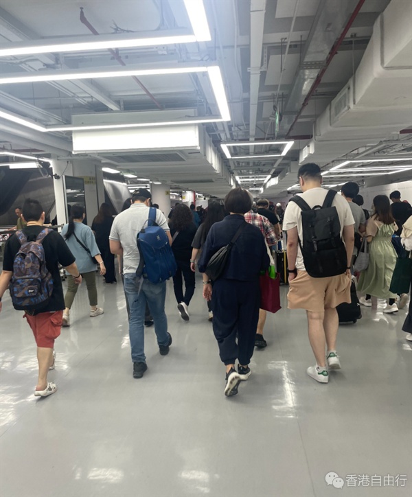 返港潮来袭！截至下午4时逾57万人次出入境　最多港人经罗湖口岸返港