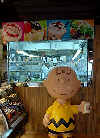 香港可爱到极致的Charlie Brown Cafe(查理布朗咖啡店)