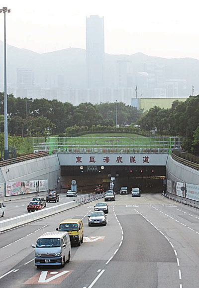 香港東區海底隧道賺47億 仍申請加價四成