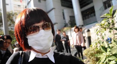 香港女导游与内地客打架被停牌半年 旅行社被罚款