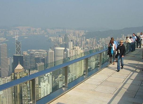 找个新高度 从时空上穿越香港的前世今生