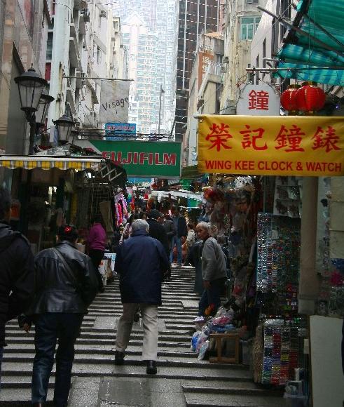 香港怀旧历史经典石板街 老式店铺别具一番港味