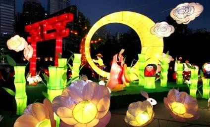 香港中秋彩灯会料吸引20万人次观赏