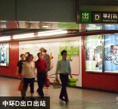 探访香港相机市场:差价最高达2000元 