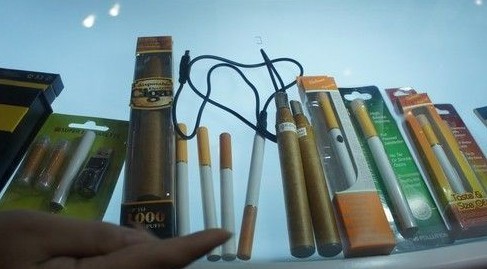 帮助你戒烟 香港电子展惊现电子香烟
