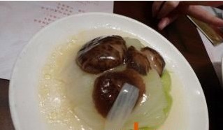 香港美食推荐之翡翠拉麵小笼包