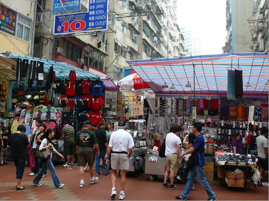 盘点香港圣诞节去哪里购买打折衣服