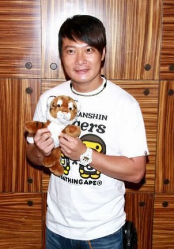 图集:钱小豪钱嘉乐齐豫<em>齐秦</em> 盘点娱乐圈中<em>兄弟</em>