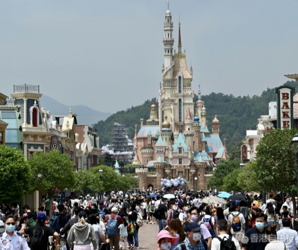 香港迪士尼乐园加强环保元素　包括「走塑」及增加太阳能发电